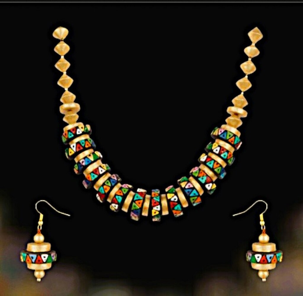 ST 15 Terracotta Jewellery Set - Image 1
